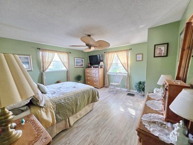 Lake Okeechobee Access - Double Lot Spacious 2-bedroom, 2-bath - photo 30