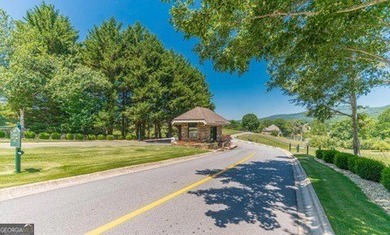 GOLF COURSE FRONTAGE. The Orchard Golf & Country Club - stunning - photo 2