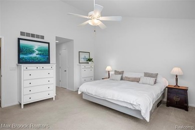 Welcome home to 4860 Lagoons Circle! This exceptional - photo 36