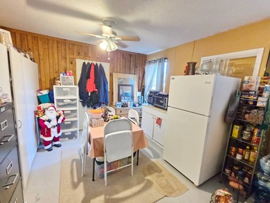 Lake Okeechobee Access - Double Lot Spacious 2-bedroom, 2-bath - photo 45