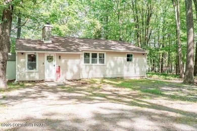 Stillwater Lake Home For Sale in Pocono Summit Pennsylvania
