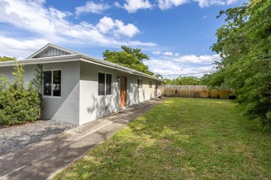 2227 NE 3rd Ave 1 & 2 - photo 2