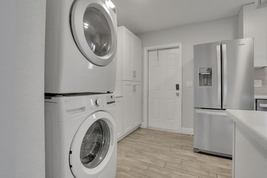 2227 NE 3rd Ave 1 & 2 - photo 8