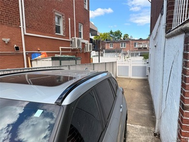 Welcome to a quiet, residential part of the desirable area of - photo 15