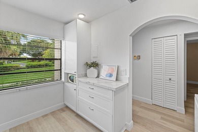 Spacious 2BR/2BA ground-floor partially furnished unit with - photo 3