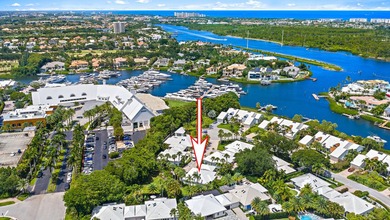 Rare opportunity to own one of only 4 detached with largest Club - photo 3