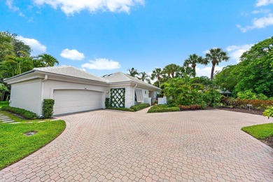 Rare opportunity to own one of only 4 detached with largest Club - photo 4