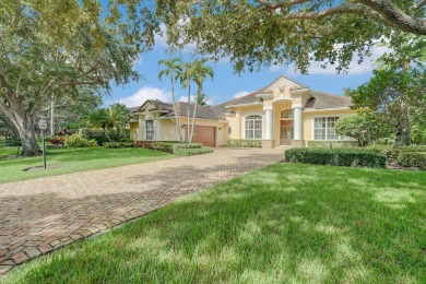 (private lake, pond, creek) Home For Sale in Tequesta Florida