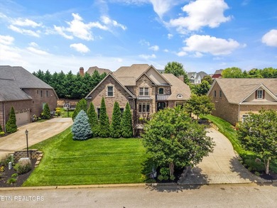 This property features an open floor plan with hardwood flooring - photo 3