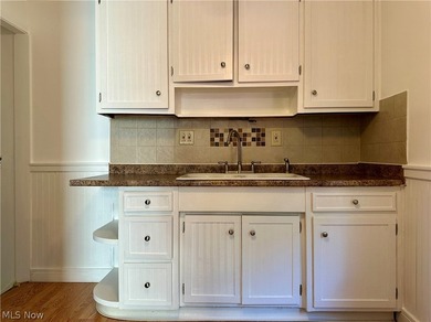 Move right into this 3-bedroom Colonial featuring hardwood - photo 11