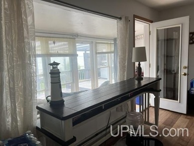 Wake up every morning to sweeping lake views and 200 feet of - photo 11