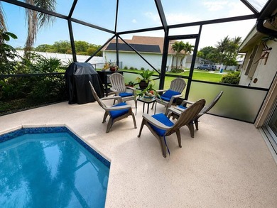 REMODELED 3-bedroom, 2-bath lakefront POOL home on 9500+ sq ft - photo 14