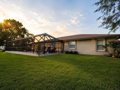 REMODELED 3-bedroom, 2-bath lakefront POOL home on 9500+ sq ft - photo 15