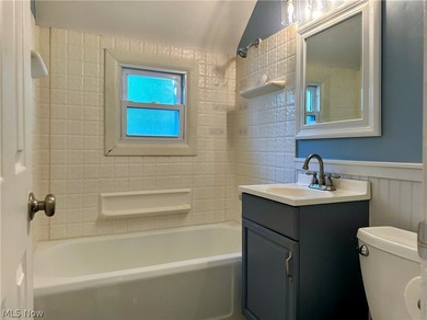 Move right into this 3-bedroom Colonial featuring hardwood - photo 16