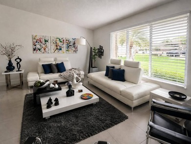 REMODELED 3-bedroom, 2-bath lakefront POOL home on 9500+ sq ft - photo 17