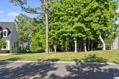 Positioned to capture stunning views of Lake Tuscaloosa, this - photo 19