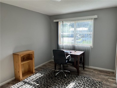 Move-in-ready 3BR-2BA brick and vinyl home with 2,216 SQFT on 0 - photo 20