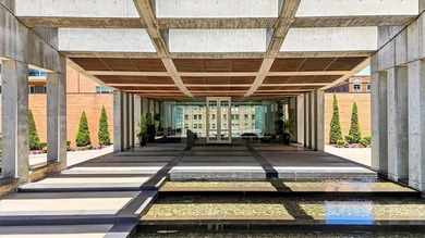 Wow, the view is spectacular! This North facing 2 bed, 2 bath - photo 21