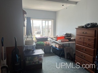 Wake up every morning to sweeping lake views and 200 feet of - photo 28