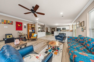 This rare and unique Millennium Bay beauty has extras upon - photo 35