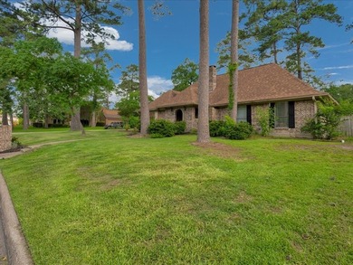 Crown Colony gem! This inviting 3-bedroom, 2-bath home sits on a - photo 37