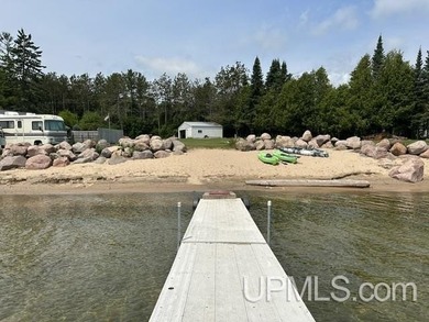 Wake up every morning to sweeping lake views and 200 feet of - photo 39