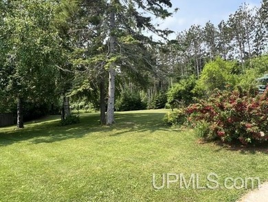 Wake up every morning to sweeping lake views and 200 feet of - photo 47