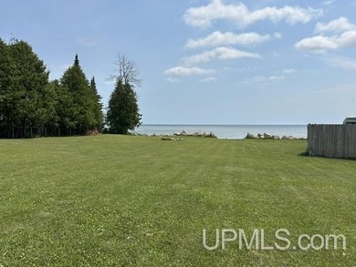 Wake up every morning to sweeping lake views and 200 feet of - photo 49