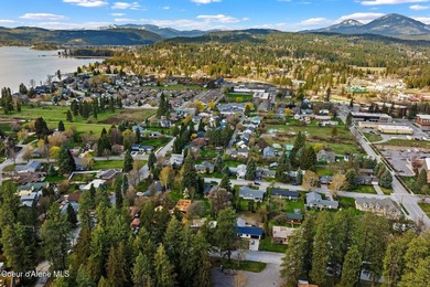 Tastefully updated South Sandpoint mid-century home with - photo 50
