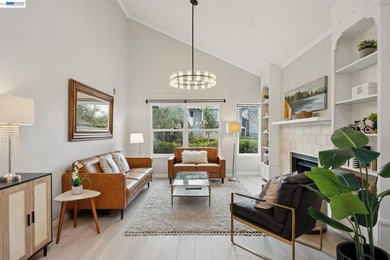 Elegant and inviting Bay Isle Pt. residence offering 3 bedrooms - photo 3