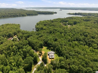 Exceptional Kentucky Lake waterfront property offering quality - photo 2