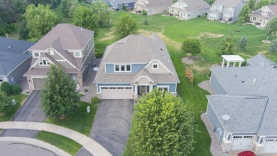 Beautiful DAYTON MINNESOTA home. Association provides lawn care - photo 13