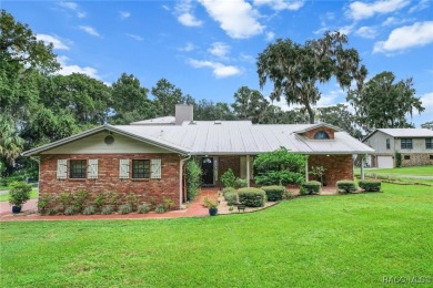 Lake Home For Sale in Floral City, Florida