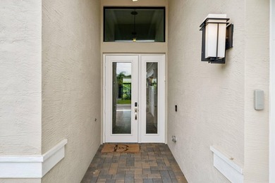 Magnificently appointed and designer decorated Venice model in - photo 3