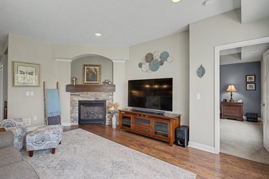 Beautiful DAYTON MINNESOTA home. Association provides lawn care - photo 28