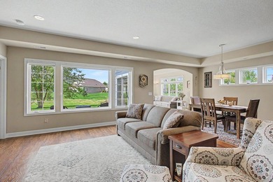 Beautiful DAYTON MINNESOTA home. Association provides lawn care - photo 30