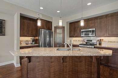 Beautiful DAYTON MINNESOTA home. Association provides lawn care - photo 32