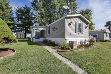 Buckeye Lake Home For Sale in Thornville Ohio