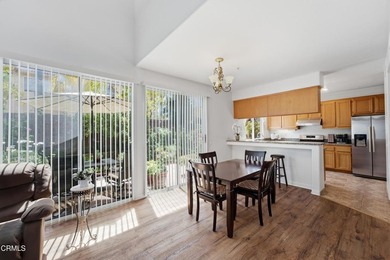 Welcome to this beautifully maintained 3-bedroom, 3-bathroom - photo 9