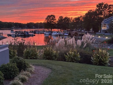 Lake Norman Condo For Sale in Davidson North Carolina