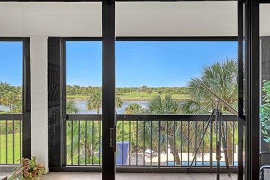 Imagine waking each morning to shimmering Intracoastal views and - photo 15