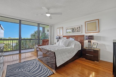 Imagine waking each morning to shimmering Intracoastal views and - photo 16