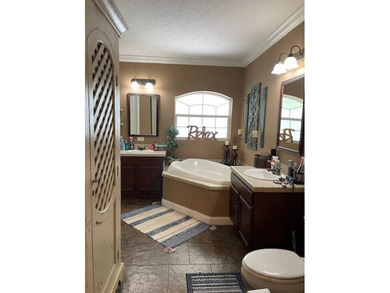 This one is almost completely furnished and it's ready for YOU! - photo 17