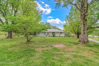 Charming home full of timeless character, built in an era when - photo 6