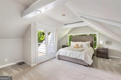 Tucked away on a quiet cul-de-sac in the prestigious Windward - photo 50