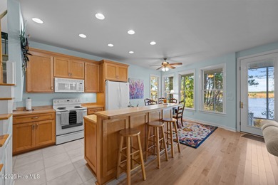 Welcome to this inviting waterfront retreat located in the - photo 9