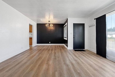 JUST 2 BLOCKS FROM THE OCEAN! Welcome to 1046 Jaccard Street - photo 11