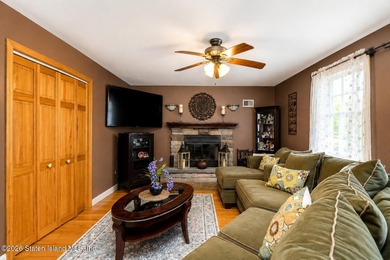This detached four to five bedroom one family home located in - photo 16