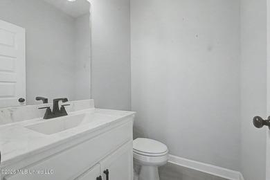 Great 4 Bedroom home in the Lakes of Nicholas with its community - photo 17
