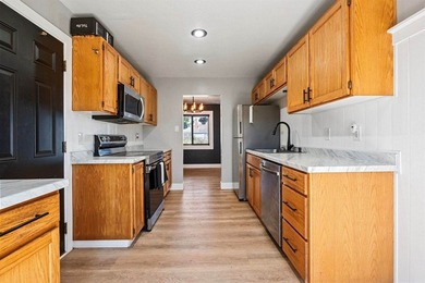 JUST 2 BLOCKS FROM THE OCEAN! Welcome to 1046 Jaccard Street - photo 17